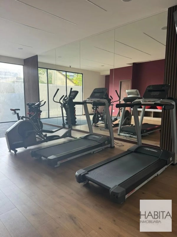 Apartamento en Venta y/o Renta zona 10 - 4