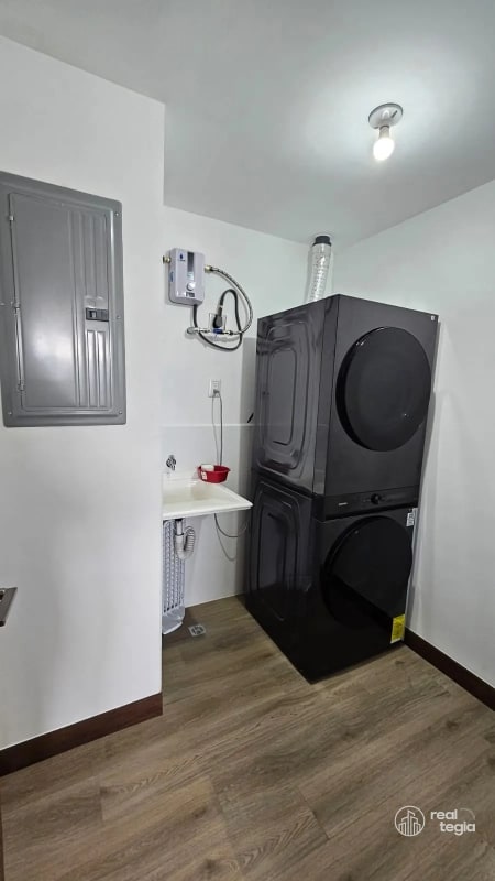 APARTAMENTO ZONA 13 - 6