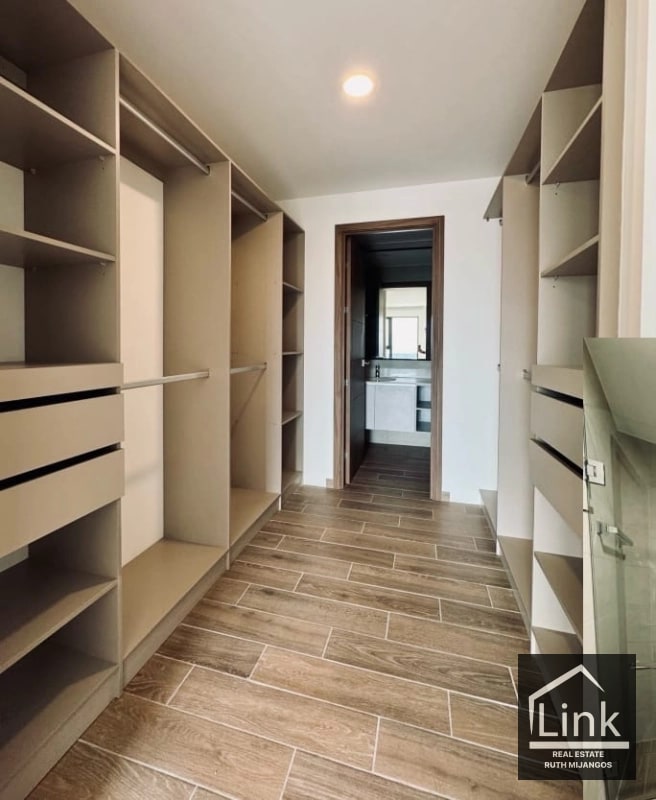 RENTA O VENTA  de Apartamenro zona 14 - 7
