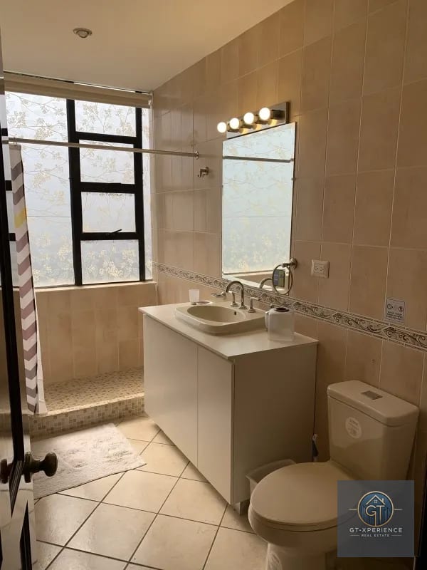 Lindo y amplio apartamento en Edificio Milenia zona 10 — Apartamento en Alquiler en Zona 10, Guatemala, Ciudad — foto 4 de 14