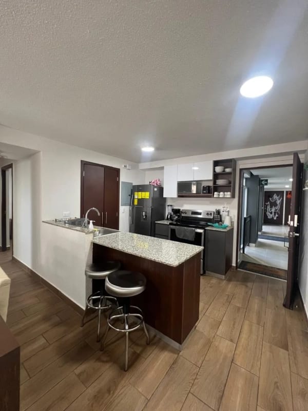 Apartamento en RENTA Senderos Zona 16 — Apartamento en Alquiler en Zona 16, Guatemala, Ciudad — foto 10 de 13