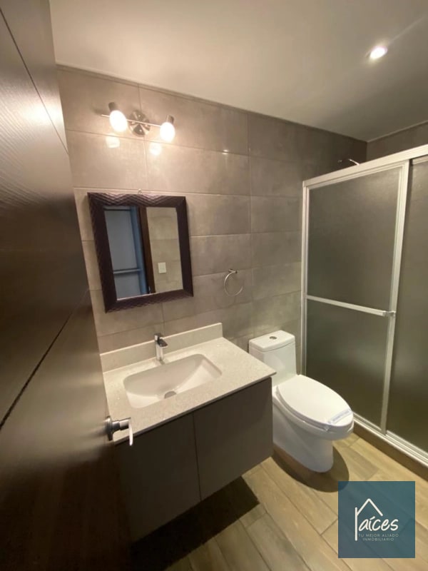 Apartamento en Renta PARQUE 15 Zona 15 (D) - 12