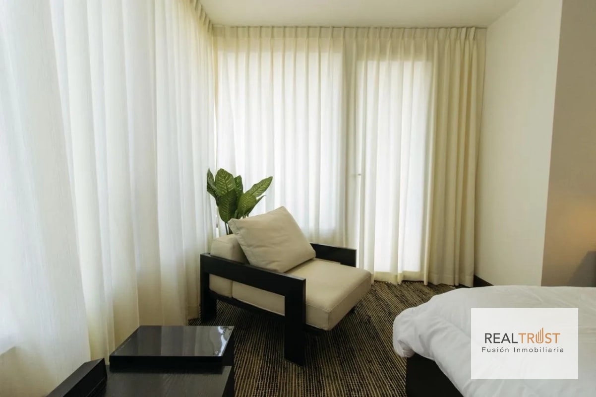 Apartamento AMUEBLADO EN RENTA zona 10 - 8
