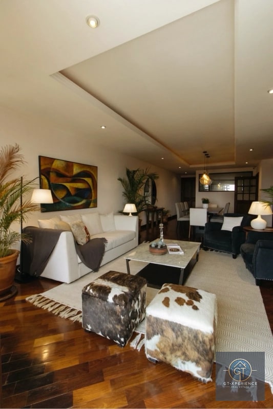 Lindo y amplio apartamento en edificio Santa María, zona 10 - 4