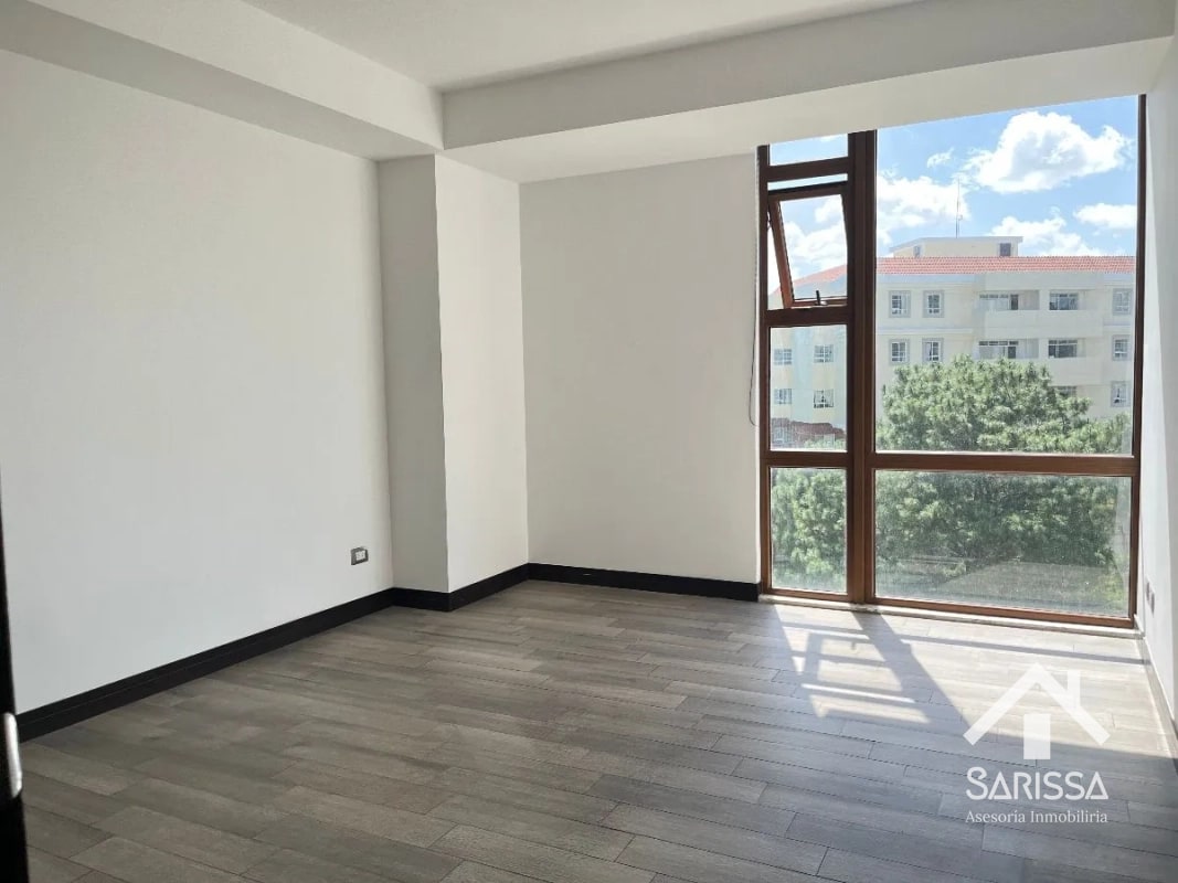 APARTAMENTO EN VENTA ZONA 16 - 7