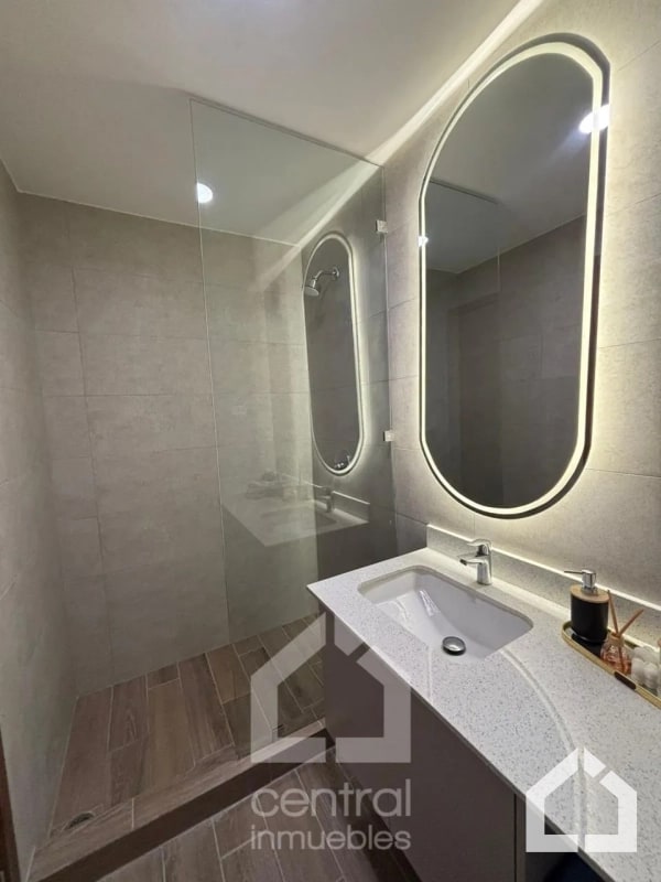 Apartamento amueblado de 2 habitaciones en RENTA en Parque 14 - 6