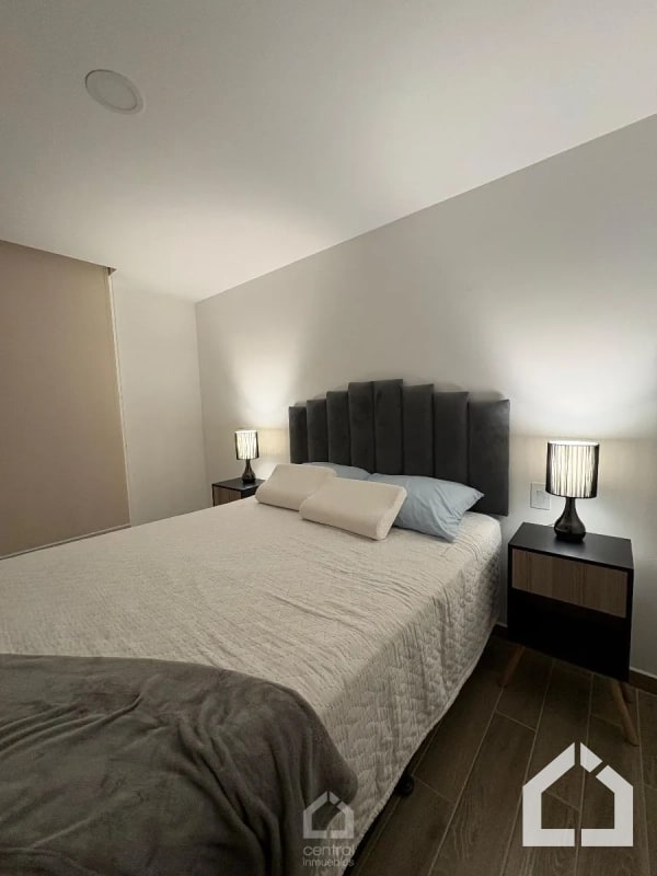 Apartamento amueblado de 2 habitaciones en RENTA en Parque 14 - 4