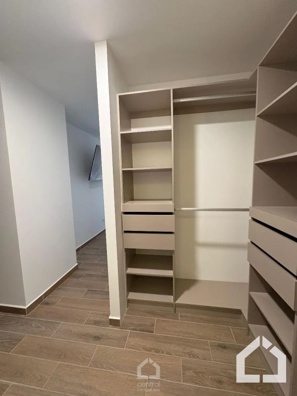 Apartamento amueblado de 2 habitaciones en RENTA en Parque 14 - 3