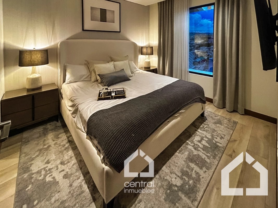 Apartamento de 2 habitaciones en excelente ubicación en Ferré 10, zona 10 - 11