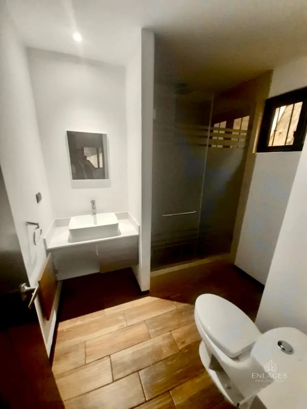 Zona 16 • Apartamento en renta • Edificio Natur Premium - 11