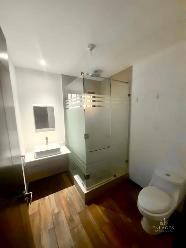 Zona 16 • Apartamento en renta • Edificio Natur Premium - 8