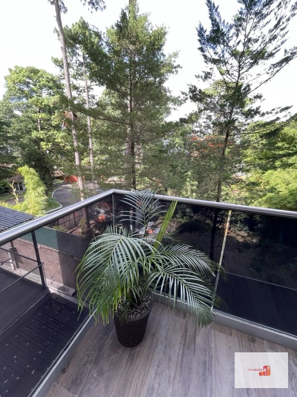 Apartamento amplio 1 dormitorio con sala fam y estudio incorporados - zona 16 Kanajuyu - 10