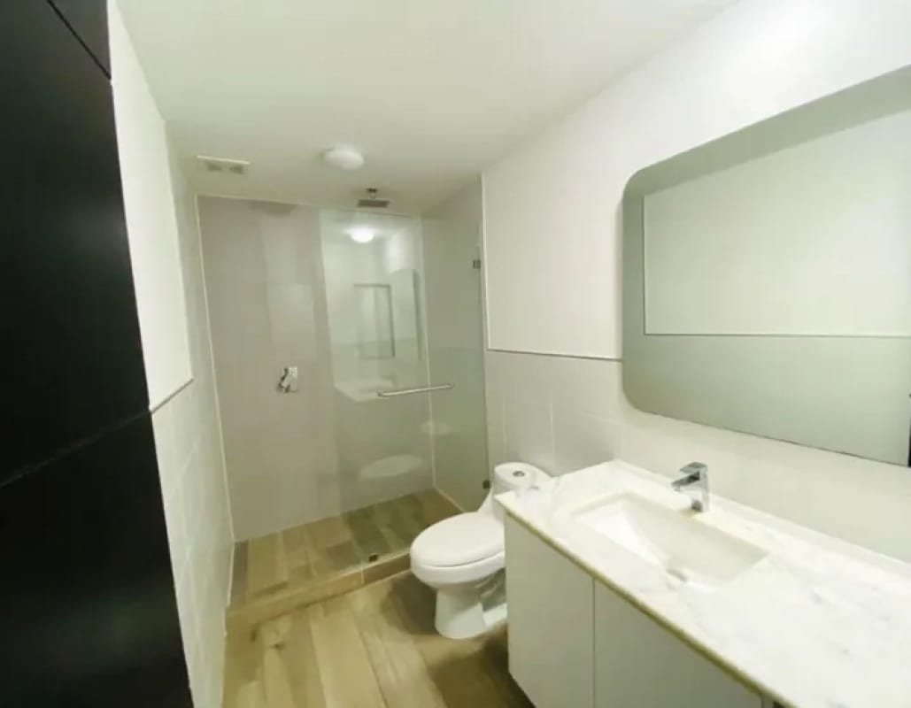 Rento apartamento en edificio Segheria — Apartamento en Alquiler en Zona 14, Guatemala, Ciudad — foto 8 de 17