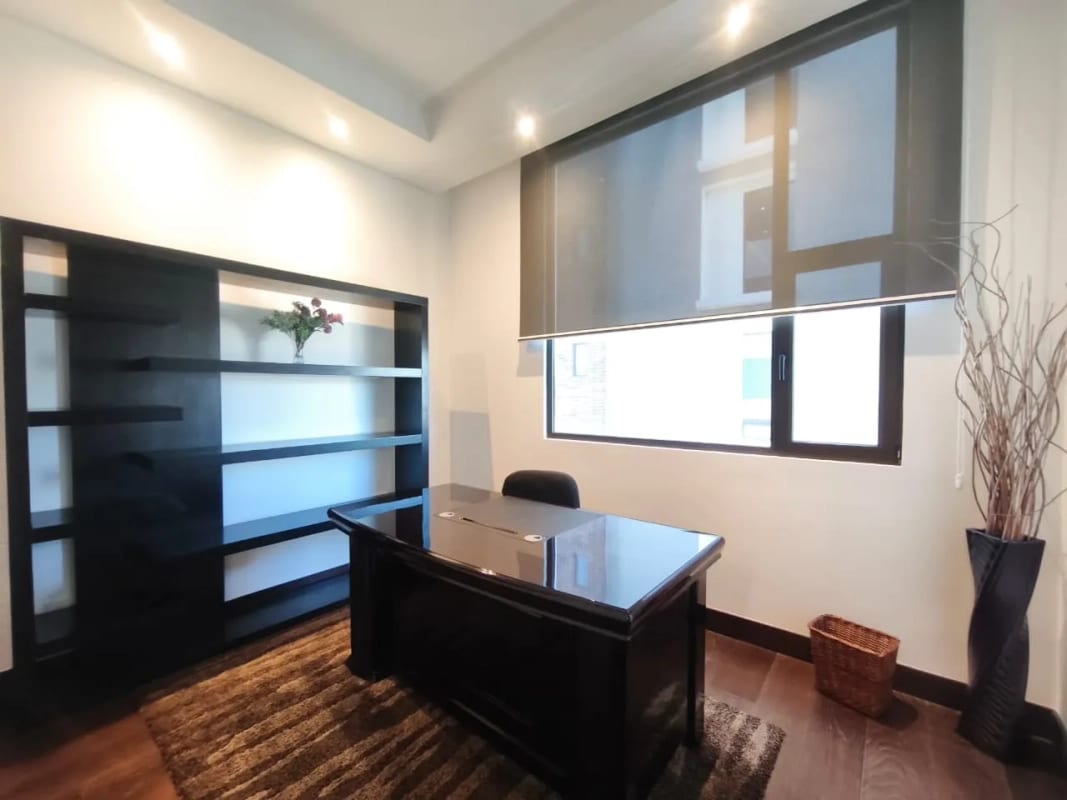 Apartamento Amueblado en Renta con opción a Venta  Zona 14 — Apartamento en Alquiler en Zona 14, Guatemala, Ciudad — foto 2 de 17