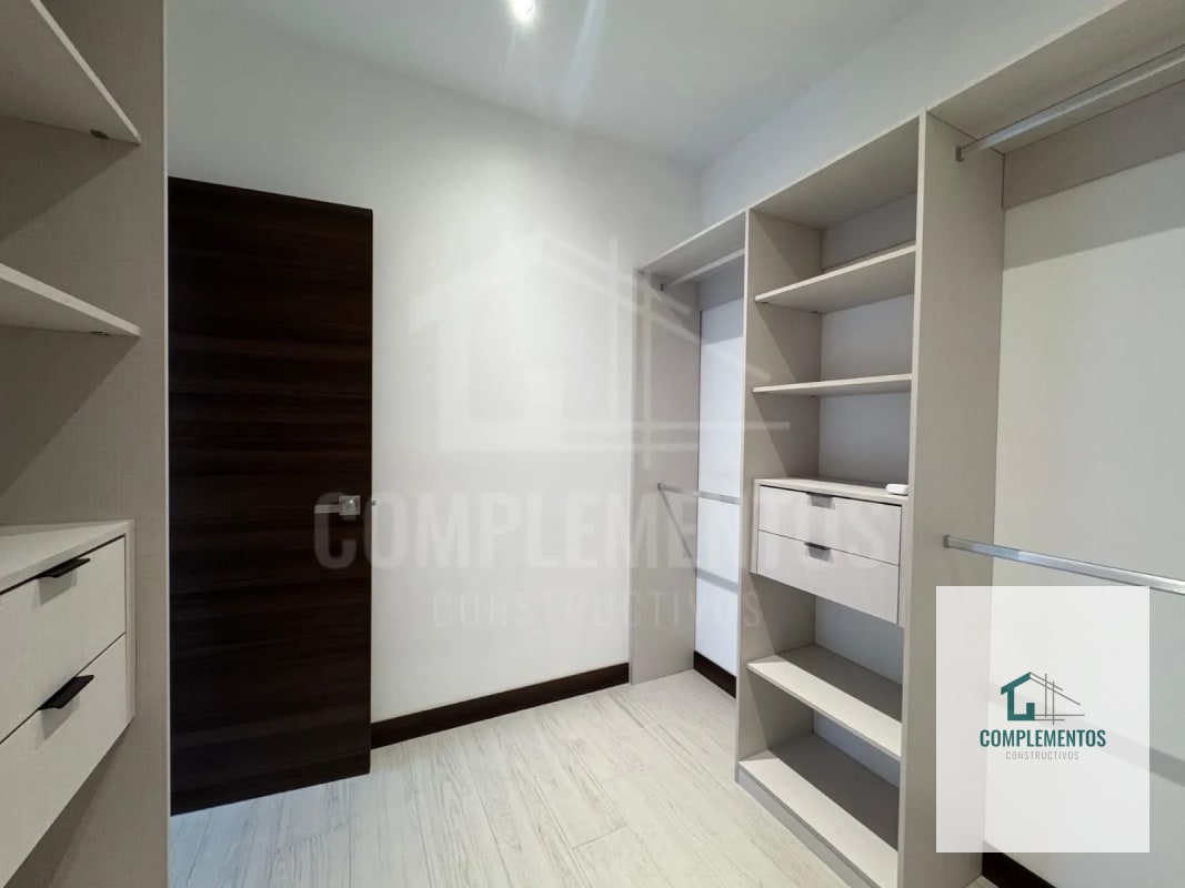 Apartamento en renta zona 15 - 8