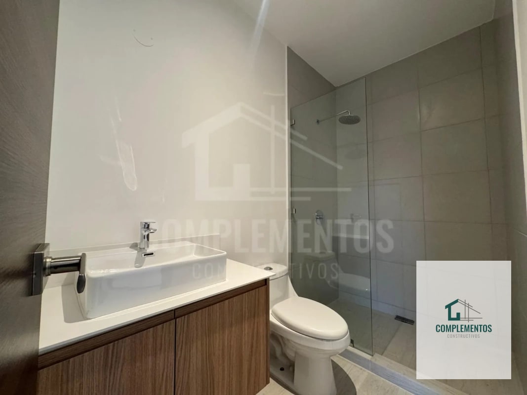 Apartamento en renta zona 15 - 6