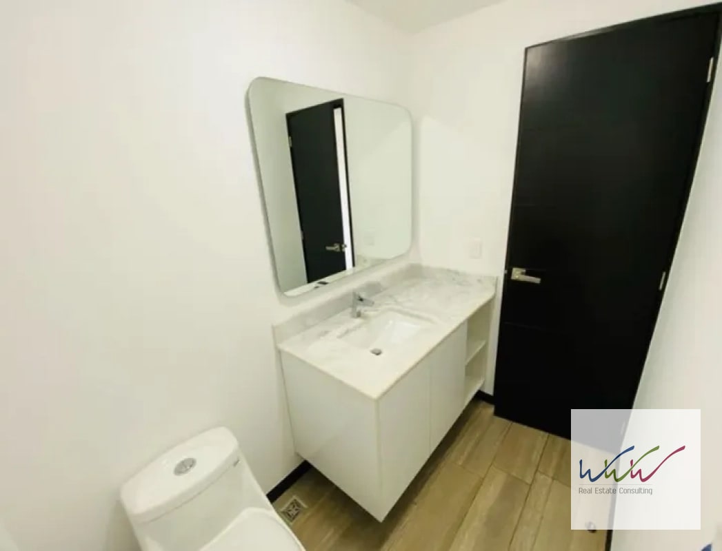 Rento apartamento en edificio Segheria zona 14 - 15