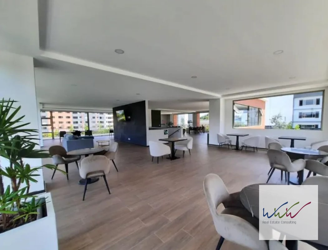 Rento apartamento en edificio Segheria zona 14 - 3