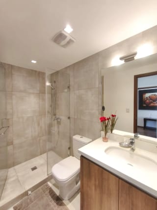 Apartamento  Amueblado en Renta - Zona 10 (Opción a Venta) — Apartamento en Alquiler en Zona 10, Guatemala, Ciudad — miniatura 12 de 17
