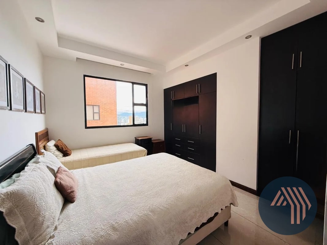 ALQUILER DE PENTHOUSE CON AMPLIA TERRAZA - CATALONIA, ZONA 15 - 3