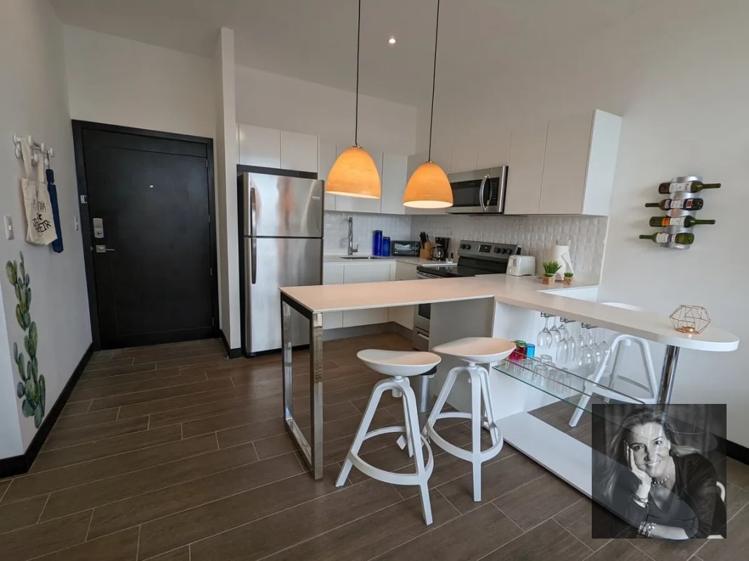 Apartamento Amueblado en Venta – Edificio DiagoSeis, Zona 10 - 16