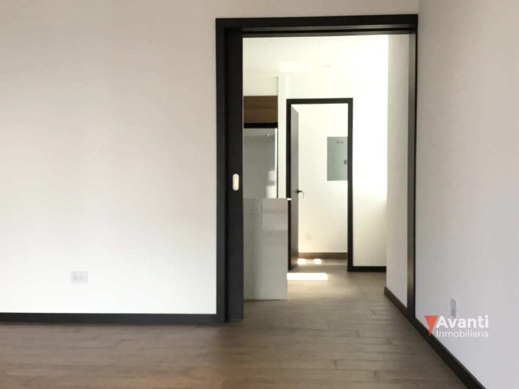 VENTA APARTAMENTO ZONA 10, IQ10 - 6