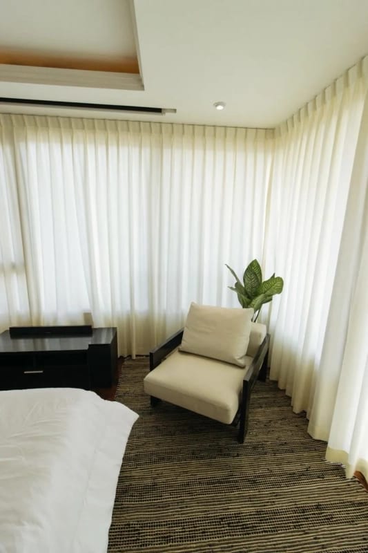 RENTA ELEGANTE APARTAMENTO AMUEBLADO 3 HAB ZONA 10 — Apartamento en Alquiler en Santa María, Zona 10, Guatemala, Ciudad — foto 4 de 9