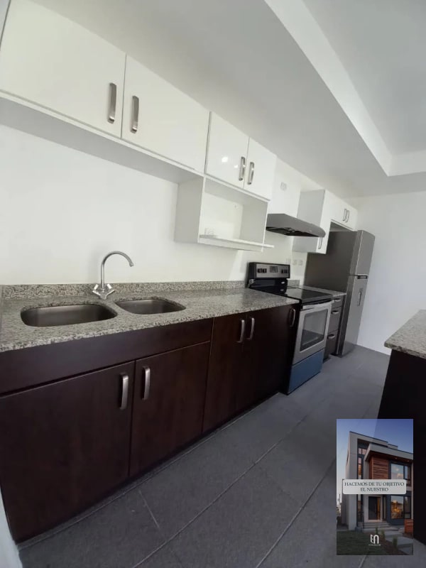 VENDO APARTAMENTO EN ZONA 16 - 14