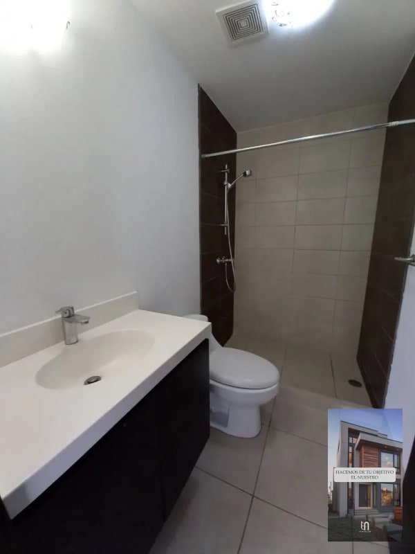 VENDO APARTAMENTO EN ZONA 16 - 7