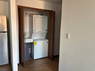 Apartamento en Renta en Essenza, zona 13, Guatemala — Apartamento en Alquiler en Zona 13, Guatemala, Ciudad — miniatura 5 de 13