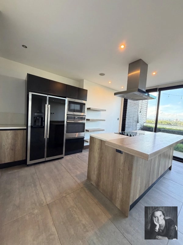 Apartamento de 2 Niveles con Vista Espectacular – Zen Cayalá, Zona 16 - 13