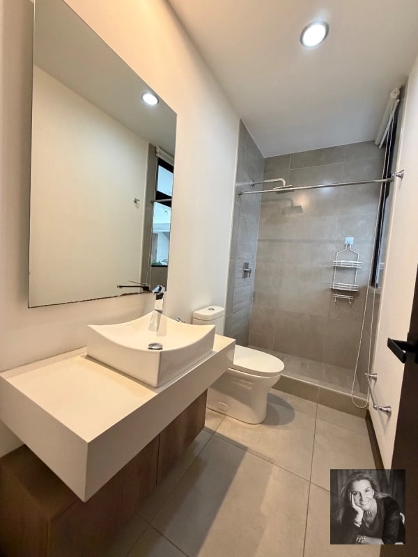 Apartamento de 2 Niveles con Vista Espectacular – Zen Cayalá, Zona 16 - 7