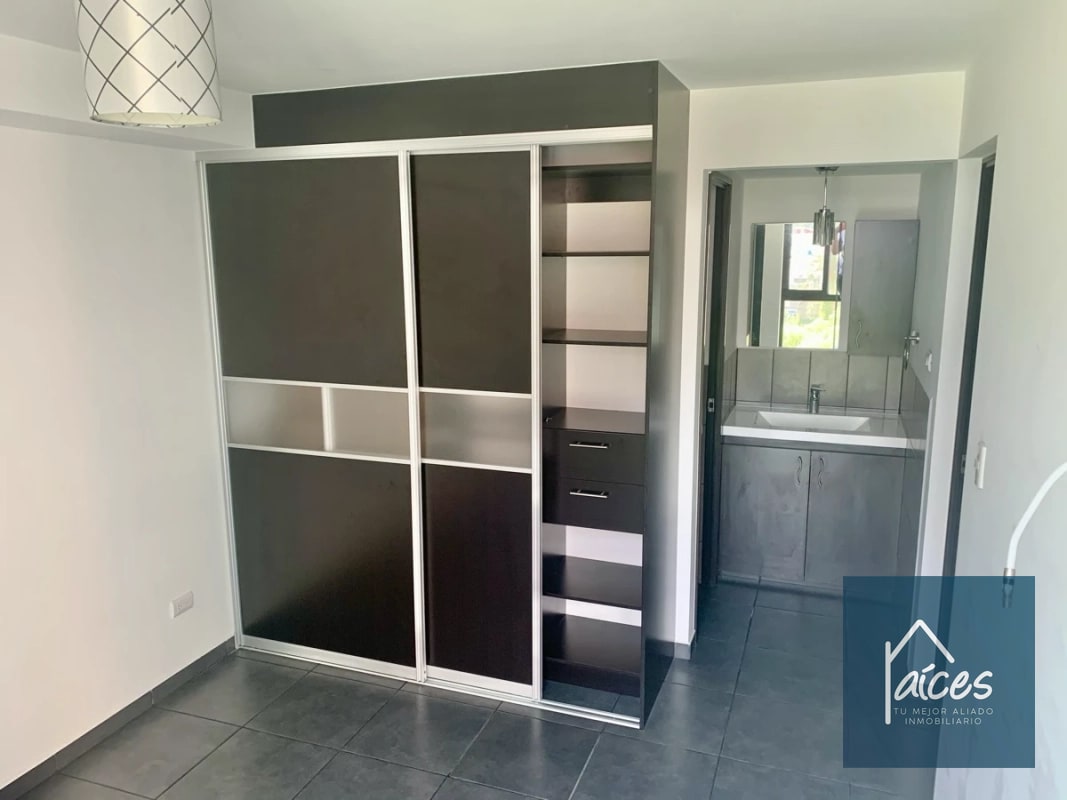Apartamento en renta, MARISCAL UNO UNO Zona 11 (D) - 4