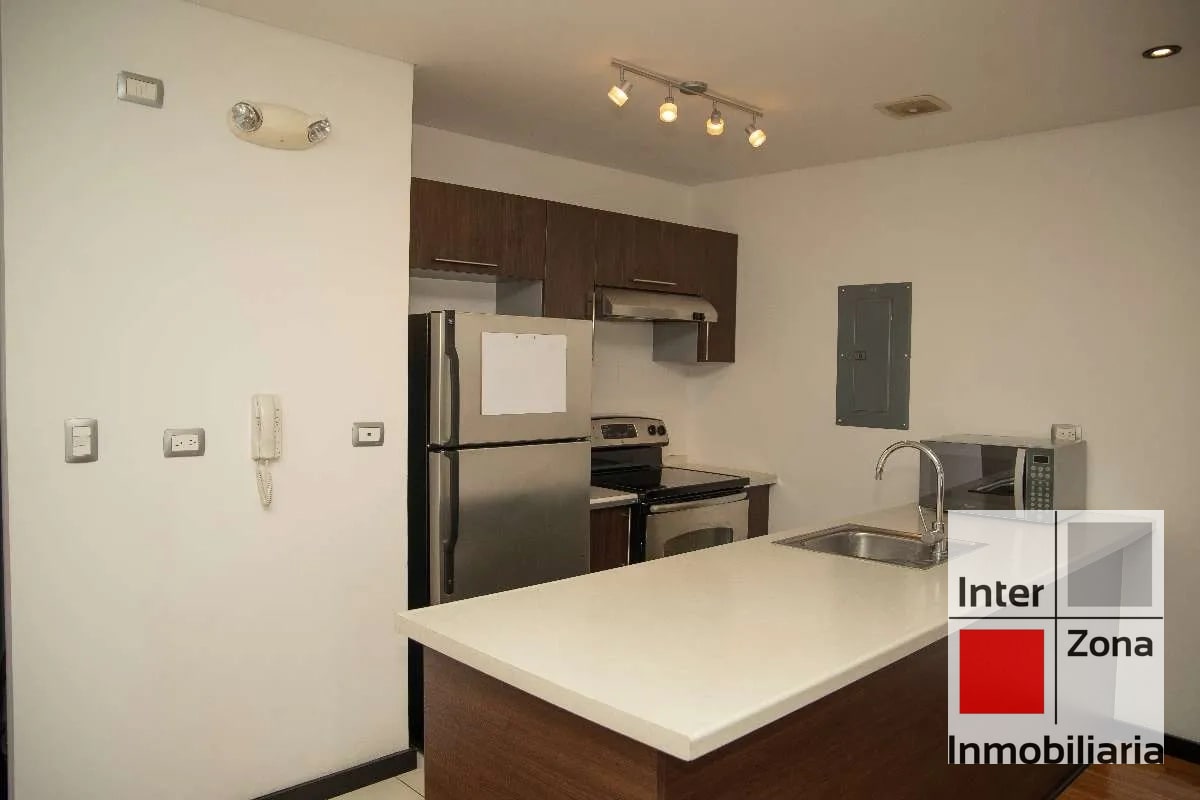 Renta de apartamento amueblado, Zona 14 - 12