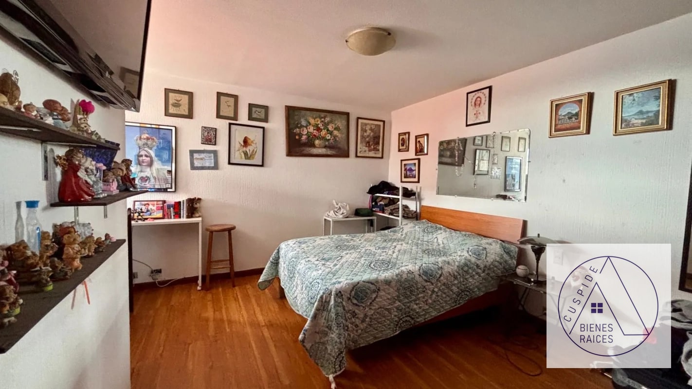Zona 10 Se vende Apartamento en Vía Maris - 10