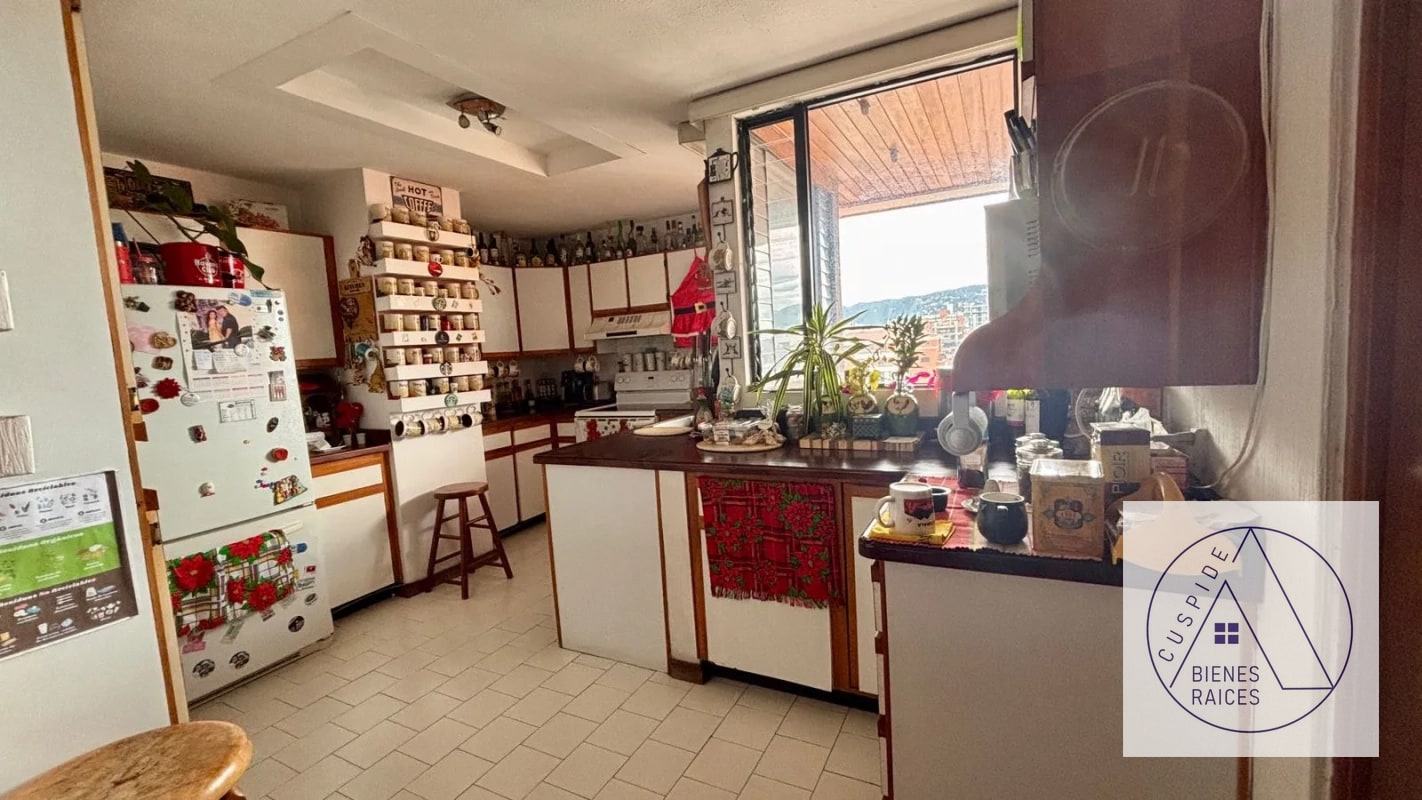 Zona 10 Se vende Apartamento en Vía Maris - 4