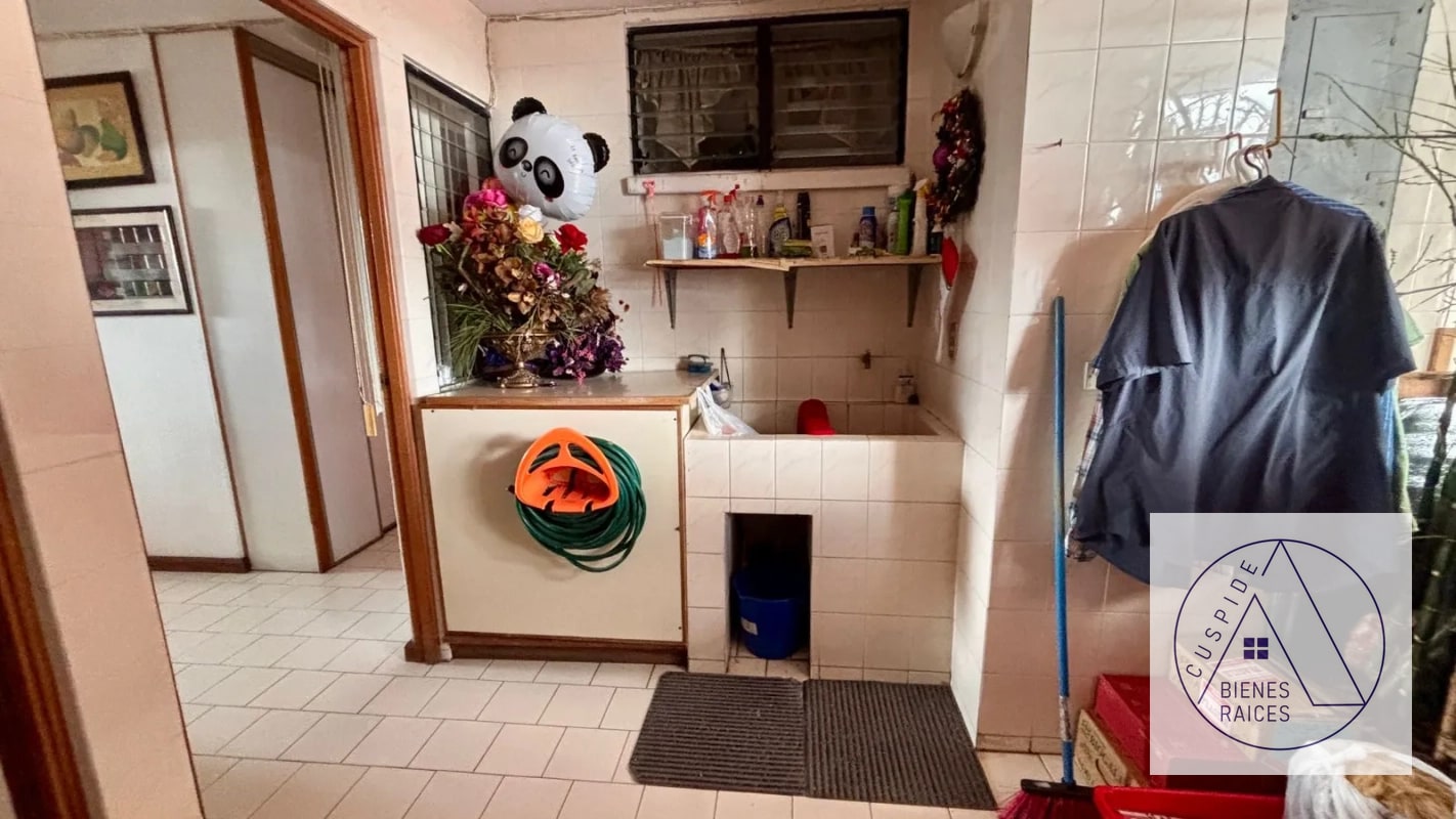 Zona 10 Se vende Apartamento en Vía Maris - 3