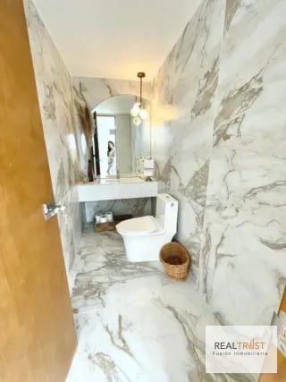 Loft en Venta Edificio Aoki Zona 14 — Apartamento en Venta en AOKI, Zona 14, Guatemala, Ciudad — miniatura 8 de 17