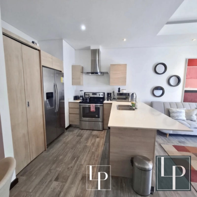 Apartamento en venta en Lirios de Cayalá (2 parqueos + bodega)) - 9