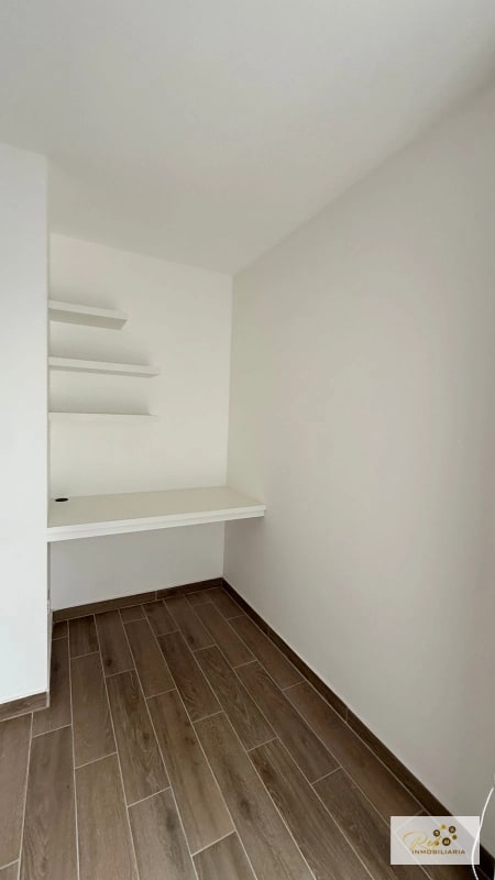 RENTA-APARTAMENTO NUEVO SEMI AMUEBLADO- EDIFICIO PARQUE 14 - 3