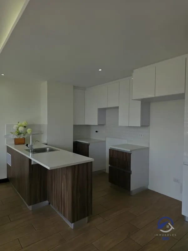 Apartamento en venta en Torre Praga, zona 15, Ciudad de Guatemala — Apartamento en Venta en Zona 15, Guatemala, Ciudad — foto 13 de 13