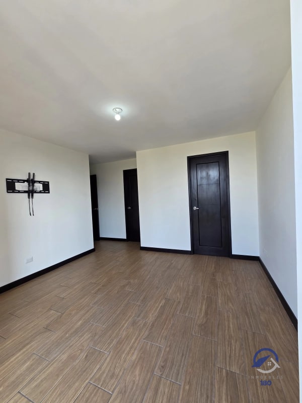 Apartamento en venta en Torre Praga, zona 15, Ciudad de Guatemala - 5