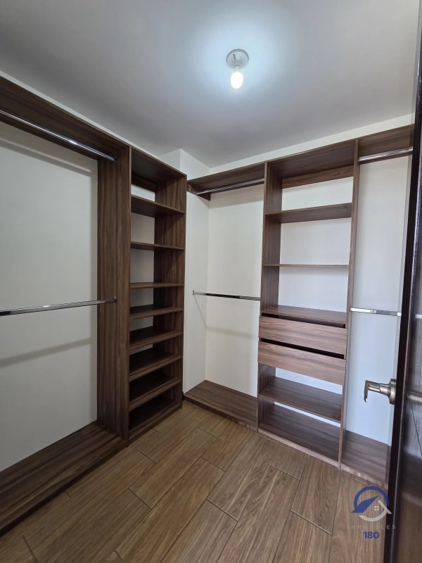 Apartamento en venta en Torre Praga, zona 15, Ciudad de Guatemala - 4