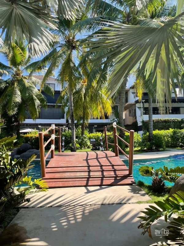 Villas Los cabos, Monterrico.      Amplio tipo villa ideal para inversionista. $220,000 - 7
