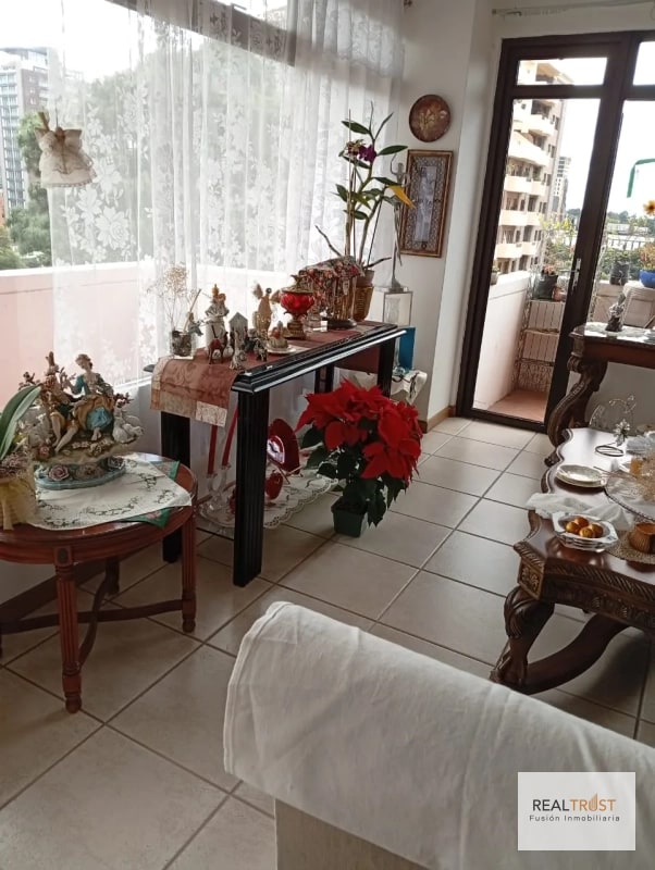 APARTAMENTO EN RENTA ZONA 10 - 3