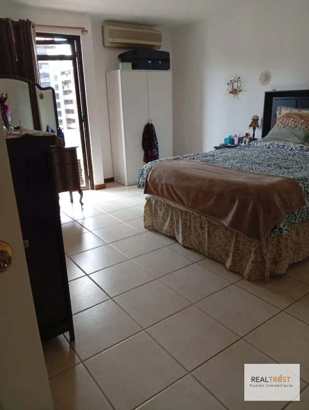 APARTAMENTO EN RENTA ZONA 10 - 2