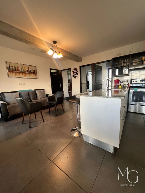 Apartamento en venta en zona 10, edificio Fabra - 1