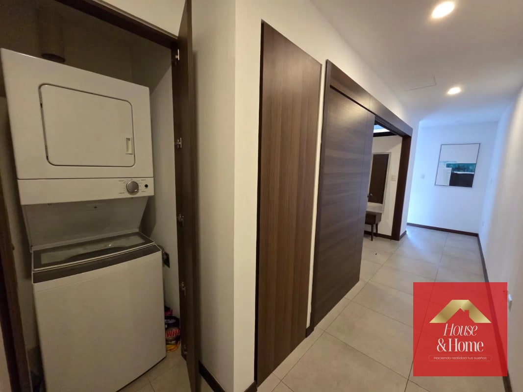 Apartamento en venta zona 10- 1 hab - 10