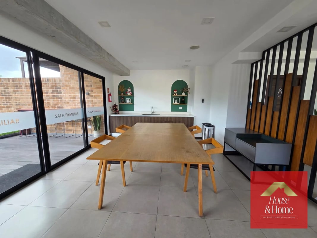 Apartamento en venta zona 10- 1 hab - 4
