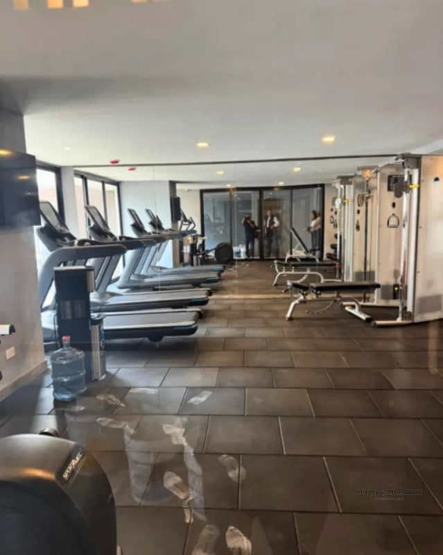 APARTAMENTO EN NIVEL BAJO EN VENTA ZONA 15 PARA ESTRENAR - 10